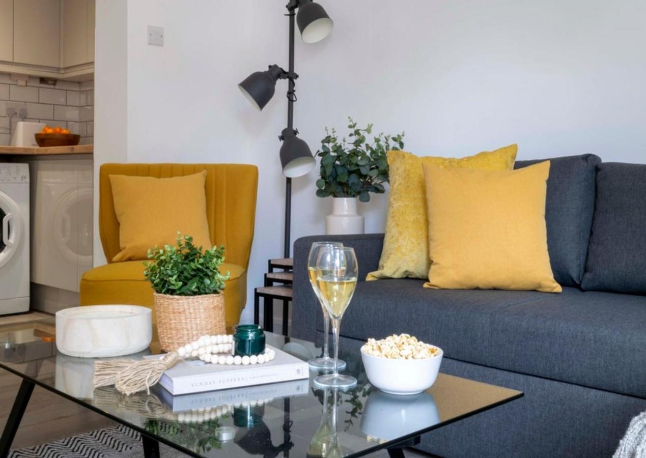 The White House Flat By Select Sa Appartement Reading Buitenkant foto